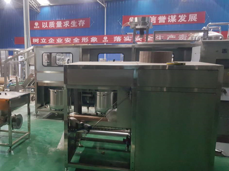 凈水設備濾芯為什么不保修？多久更換一次？